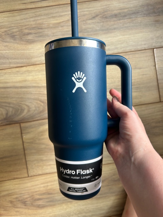 Hydro Flask Other - Hydro Flask Deep Blue Insulated Mug with Handle